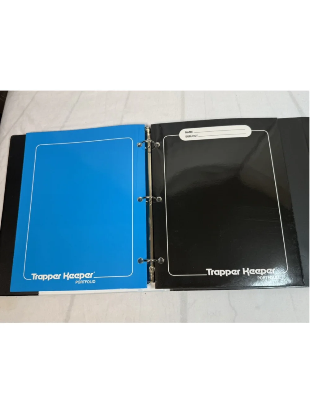 Trapper Keeper 2021 Portfolio Letter 3-Ring Binder Geometric 3D Shapes 2 Folders